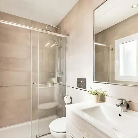 Sleeps 14 With Pool Air Con And Wifi Villa