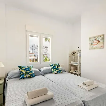 Villa Sleeps 14 With Pool Air Con And Wifi *